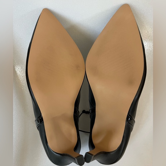 Ann Taylor factory black pumps - Picture 2 of 6